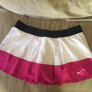NWOT Nike Tennis Skirt (XL)